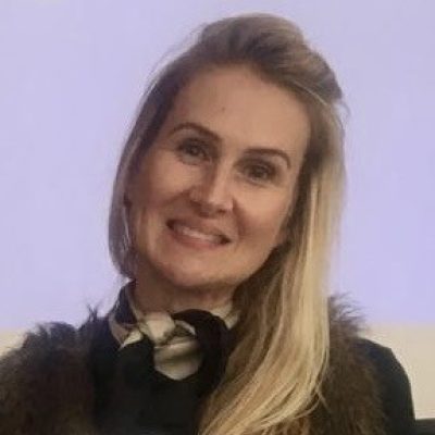Claudia Paiva Bio