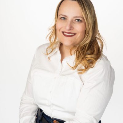 Lauren Howe Bio